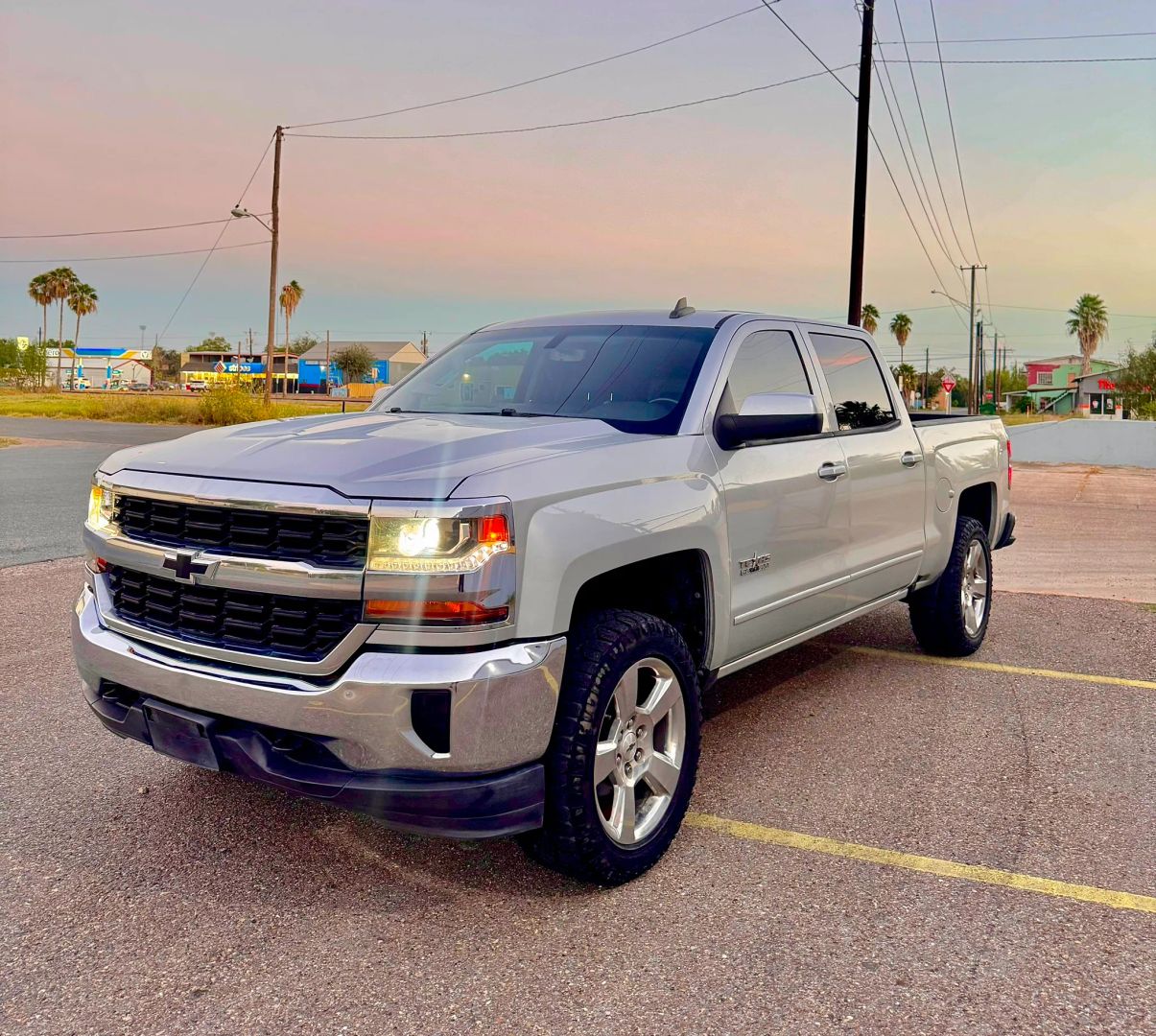 chevrolet silverado 1500 2017 3GCUKREC2HG380193 image chevrolet silverado 1500 2017 3GCUKREC2HG380193 image
